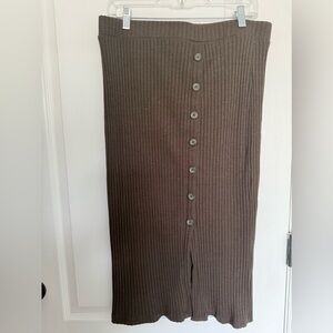 TIME AND TRU BROWN BUTTON SKIRT